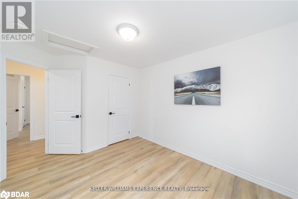 26 SANFORD CIRCLE Image 21
