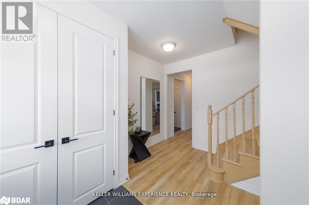 26 SANFORD CIRCLE Image 3