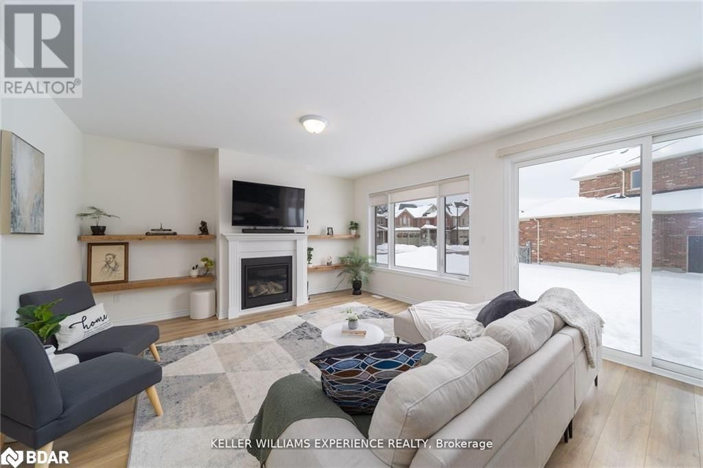 26 SANFORD CIRCLE Image 9