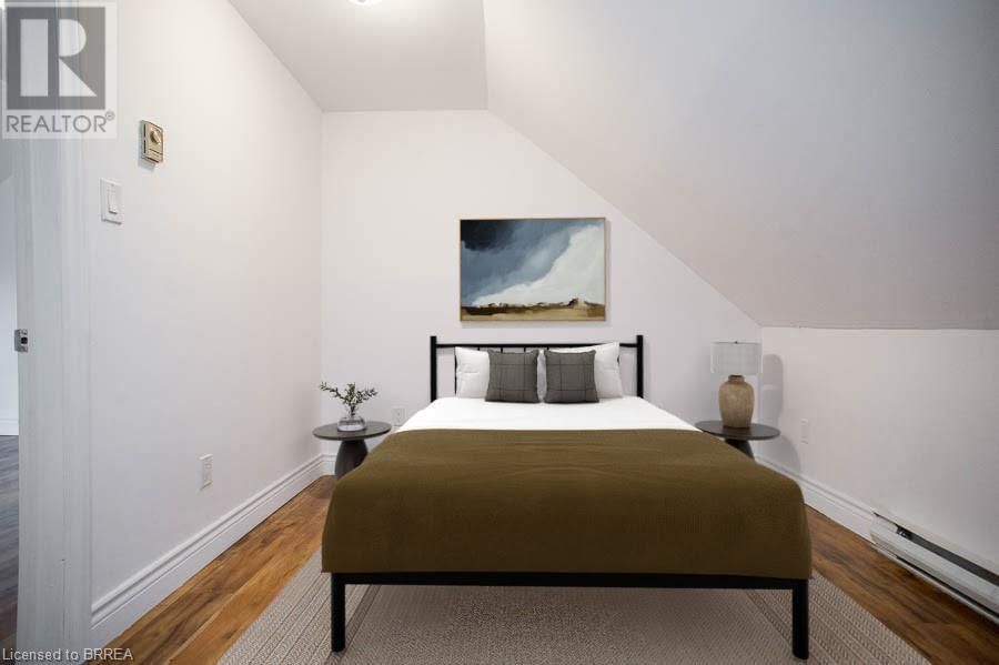 4 - 3 BALMORAL AVENUE SOUTH Image 7