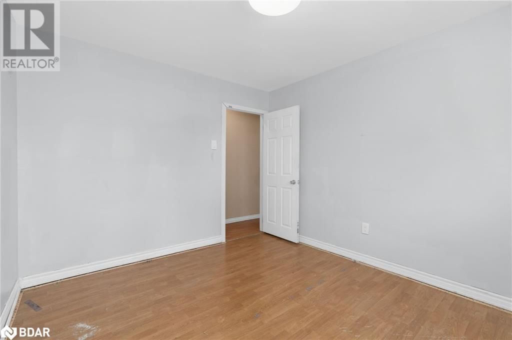 23 GREENGABLES DRIVE Image 13