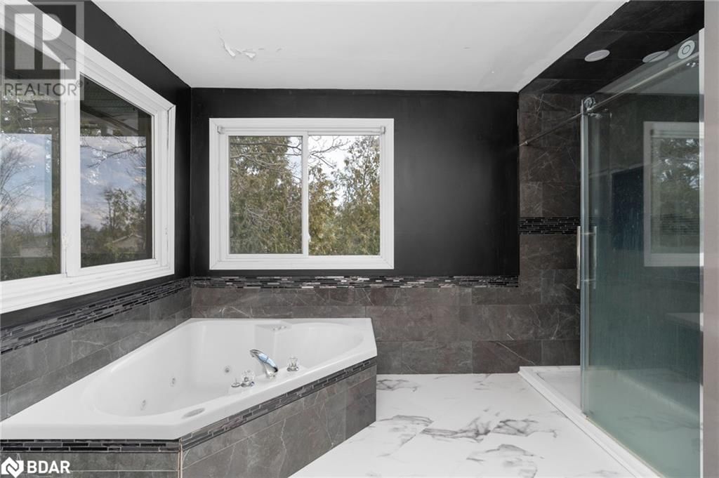 23 GREENGABLES DRIVE Image 20