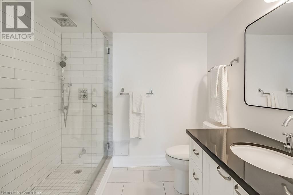 707 - 1230 MARLBOROUGH COURT Image 32