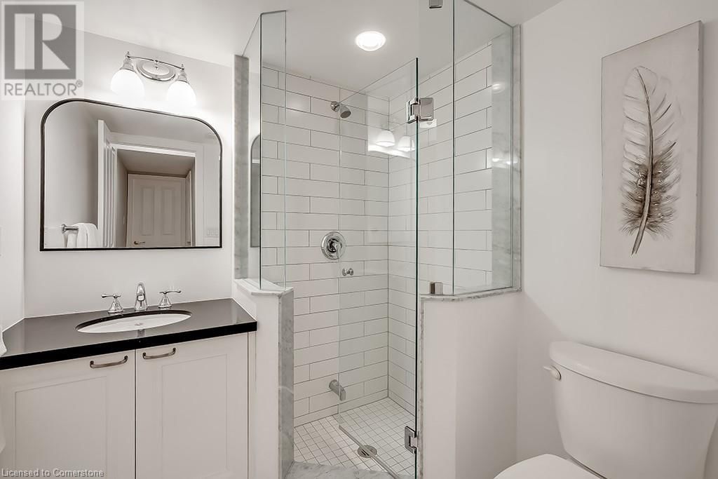 707 - 1230 MARLBOROUGH COURT Image 37