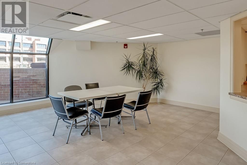 707 - 1230 MARLBOROUGH COURT Image 40