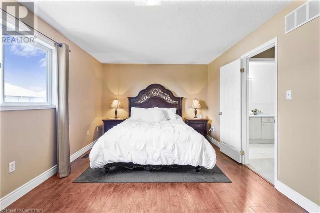 40 - 104 FRANCES AVENUE UNIT 40 Image 16