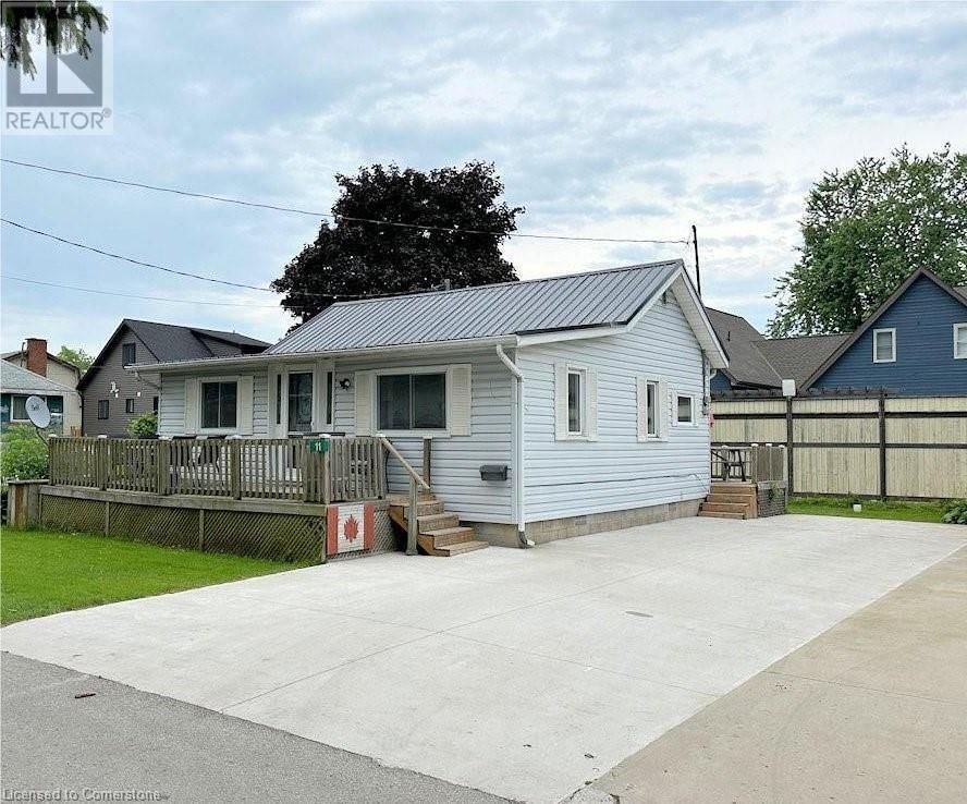 11 WALTER STREET Image 1