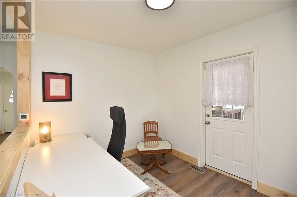 645 BEACH BOULEVARD Image 10