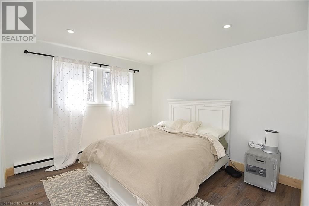 645 BEACH BOULEVARD Image 11