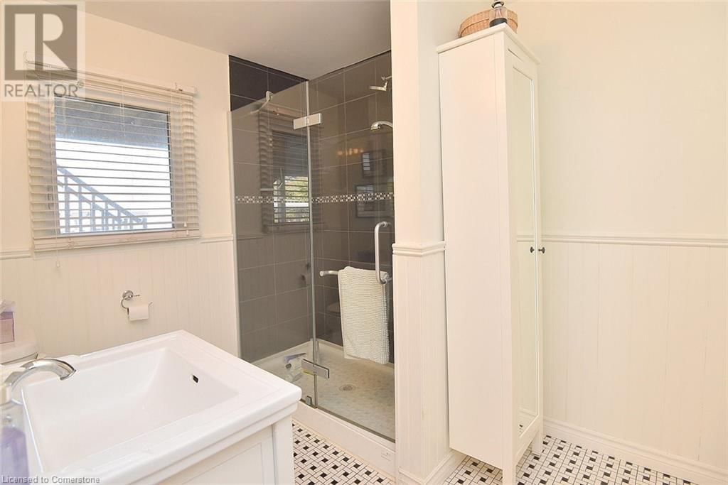 645 BEACH BOULEVARD Image 13