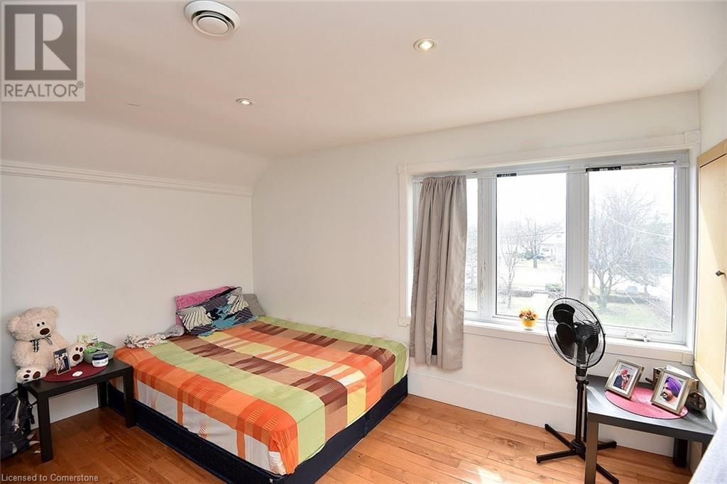 645 BEACH BOULEVARD Image 20