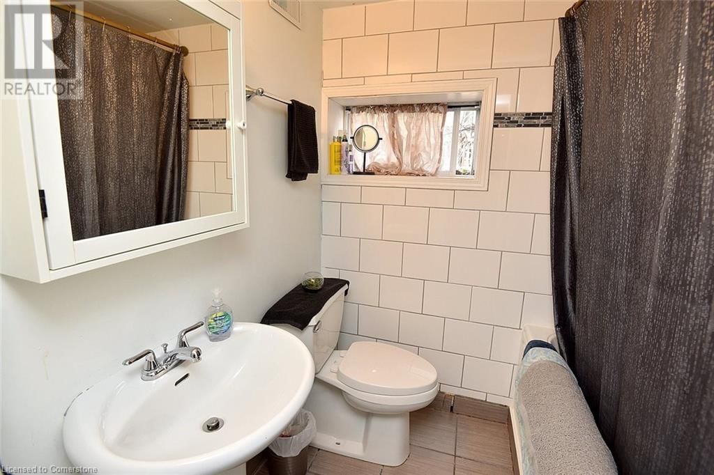 645 BEACH BOULEVARD Image 30