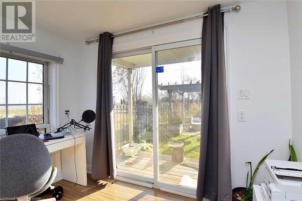 645 BEACH BOULEVARD Image 33