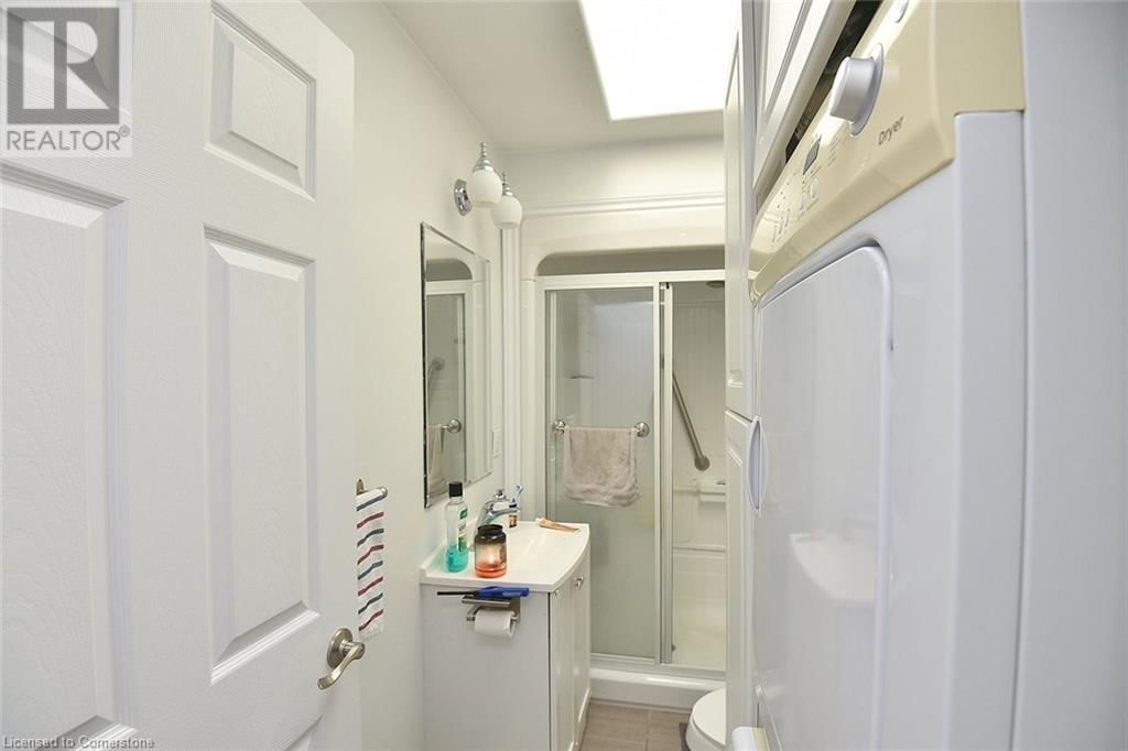 645 BEACH BOULEVARD Image 37