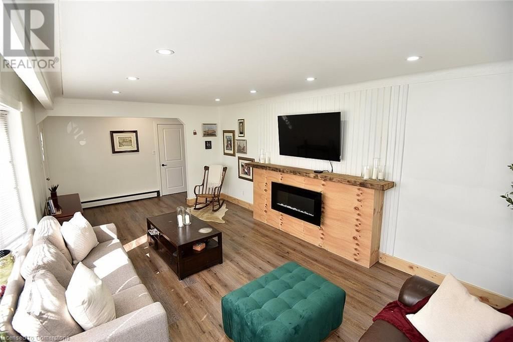 645 BEACH BOULEVARD Image 4