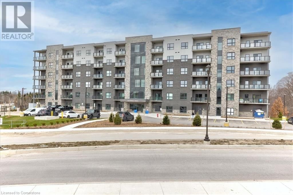 301 - 1000 LACKNER PLACE Image 1