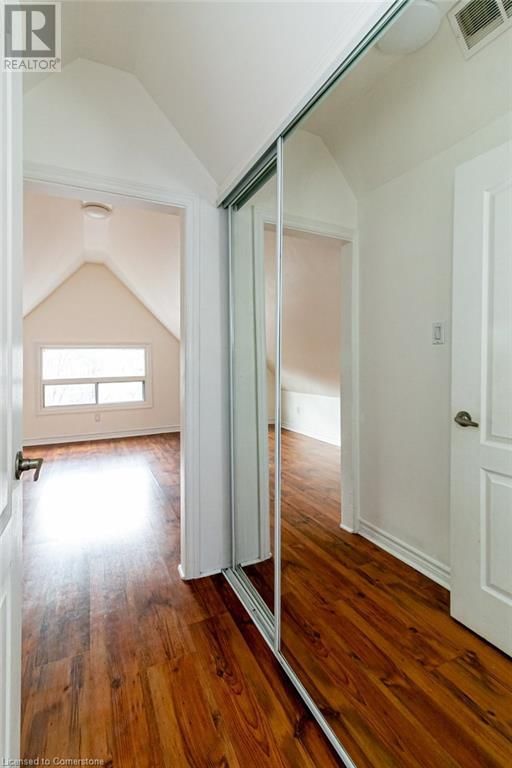 235 YOUNG STREET Image 36