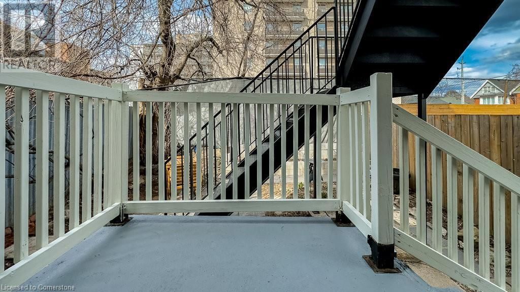 235 YOUNG STREET Image 41