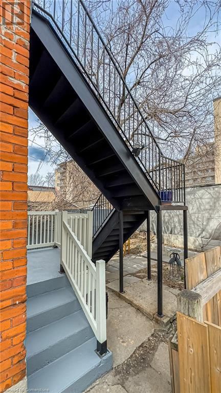 235 YOUNG STREET Image 42