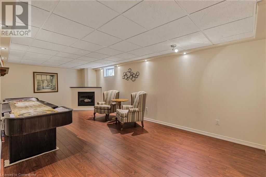 106 MAPLE DRIVE Image 33