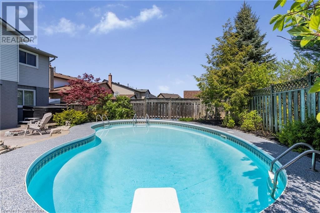 106 MAPLE DRIVE Image 40