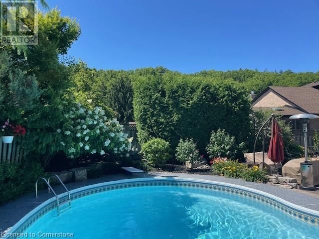 106 MAPLE DRIVE Image 43
