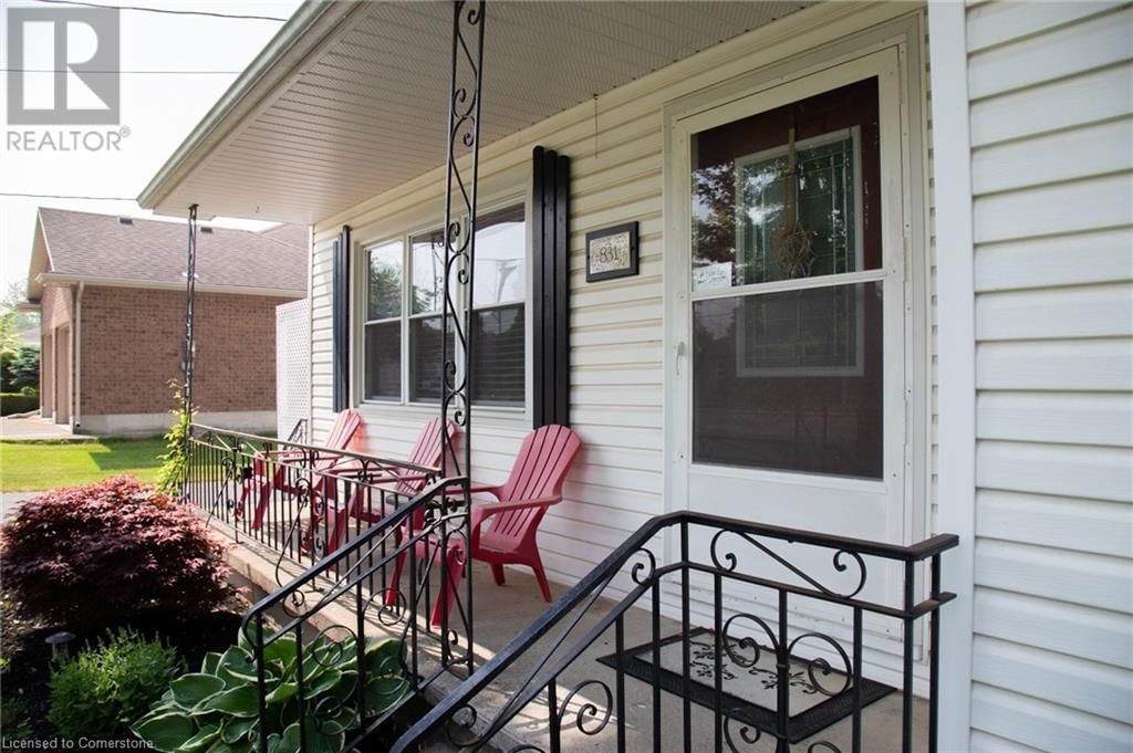 831 MAIN STREET Image 3
