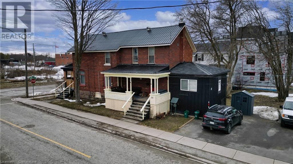 113 COLBORNE STREET EAST Image 17