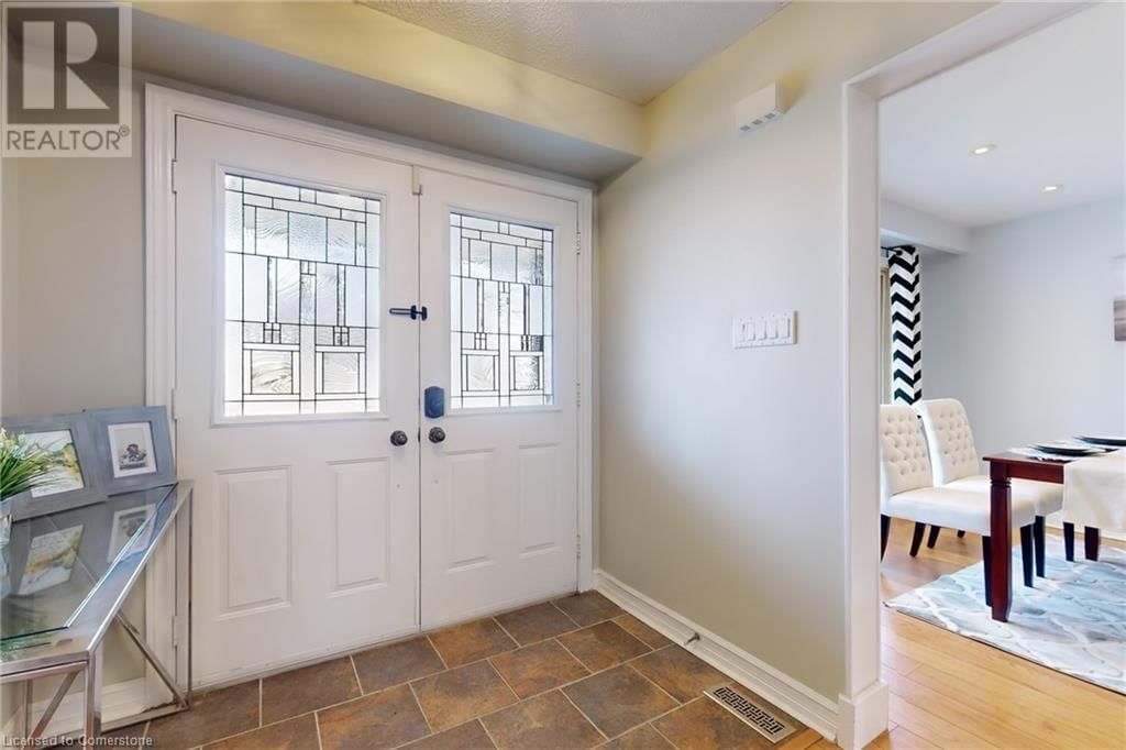 7119 FAYETTE CIRCLE Image 5