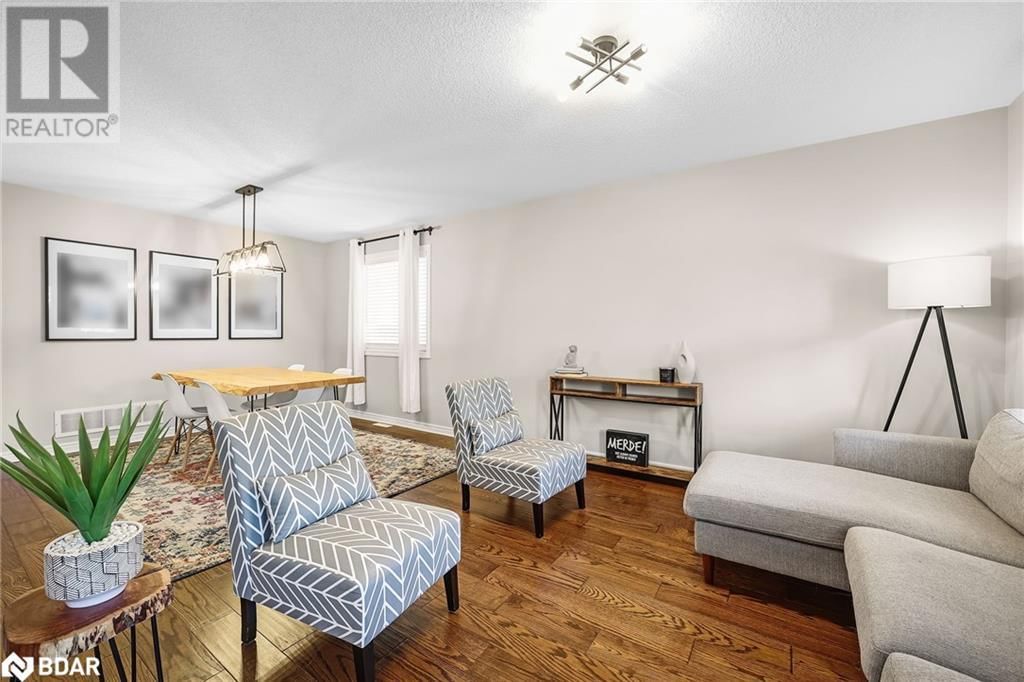 6 BROOKWOOD DRIVE Image 11