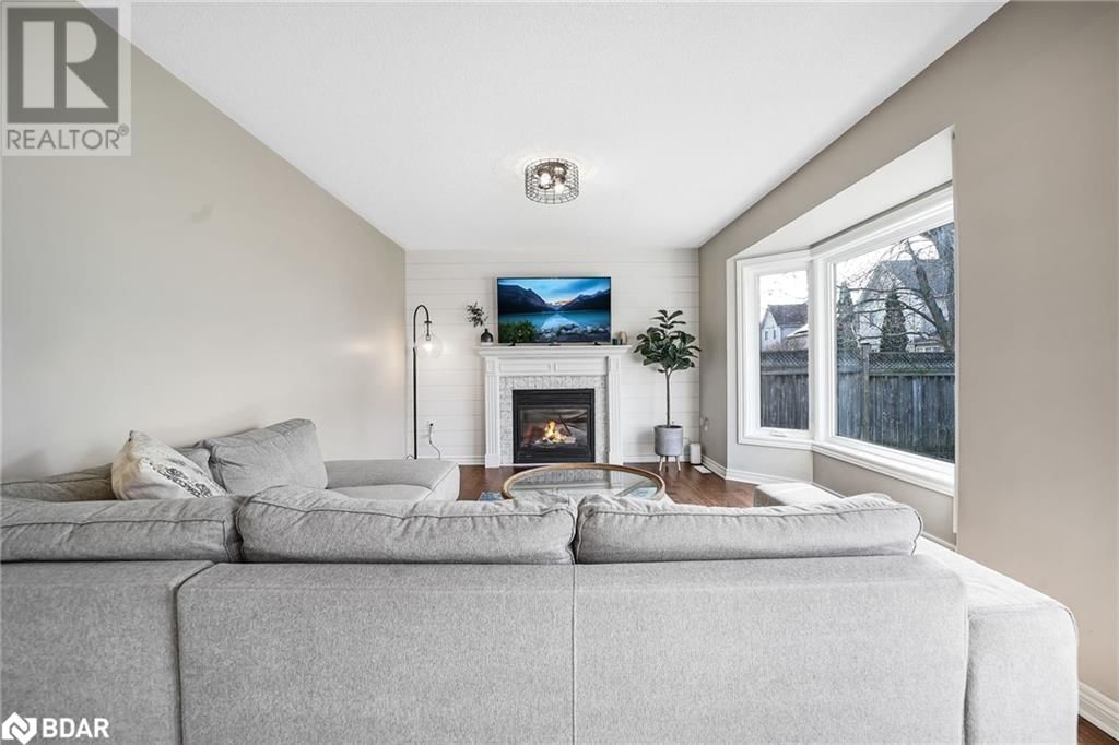 6 BROOKWOOD DRIVE Image 14
