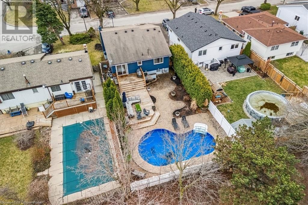 692 CATALINA CRESCENT Image 31