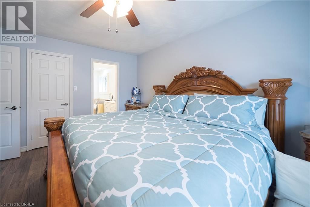 4 - 115 GLENWOOD DRIVE Image 13
