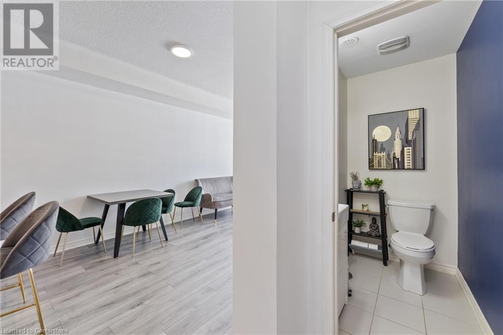 2 - 1155 STROUD LANE Image 12