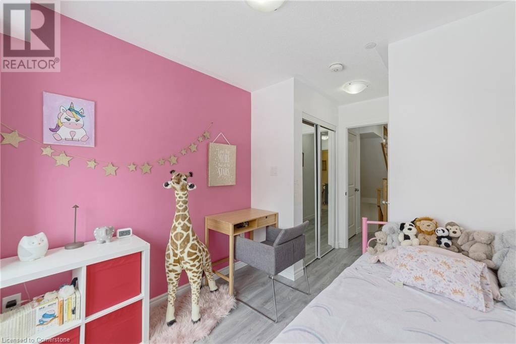 2 - 1155 STROUD LANE Image 21