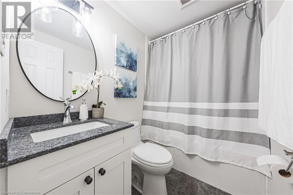 2738 LINDHOLM CRESCENT Image 29