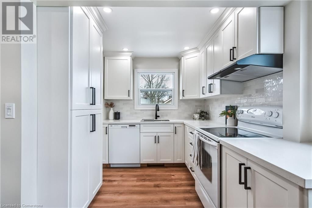 398 NAVY STREET Image 13