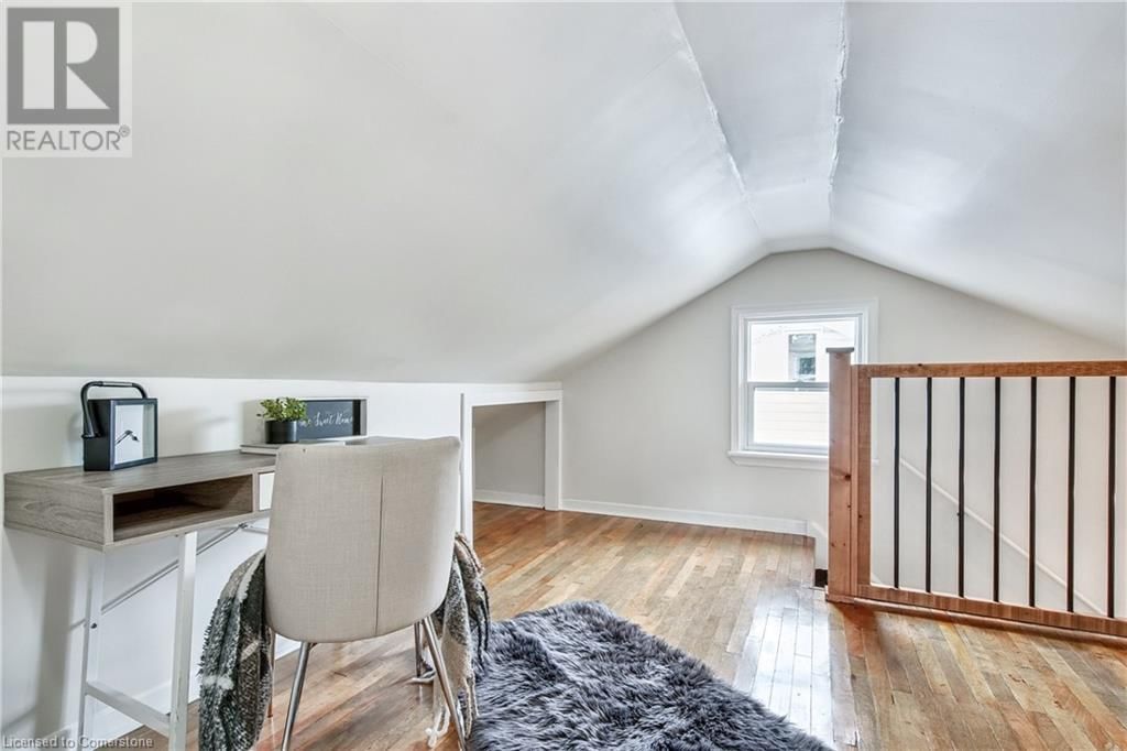 398 NAVY STREET Image 22