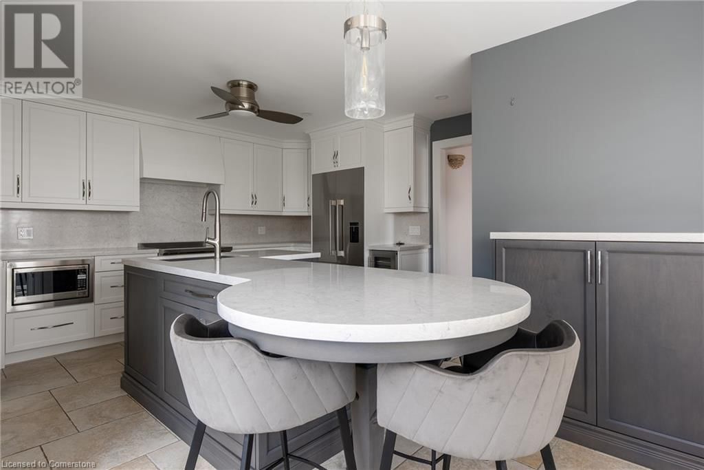 204 - 5340 LAKESHORE ROAD Image 11