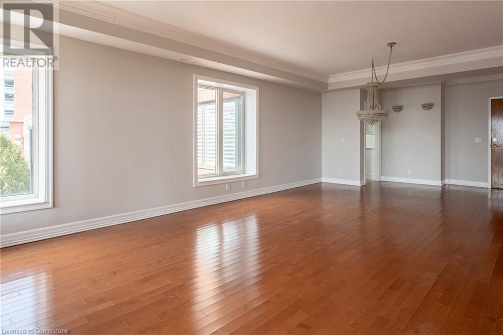 204 - 5340 LAKESHORE ROAD Image 4