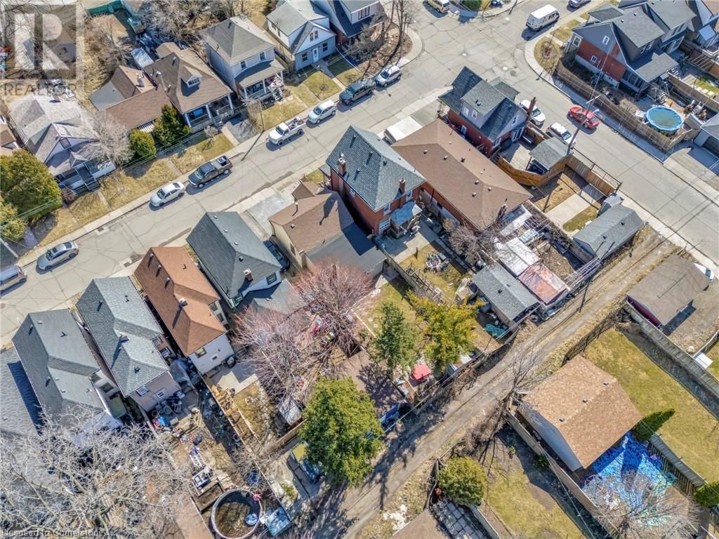 159 GROSVENOR AVENUE NORTH Image 30
