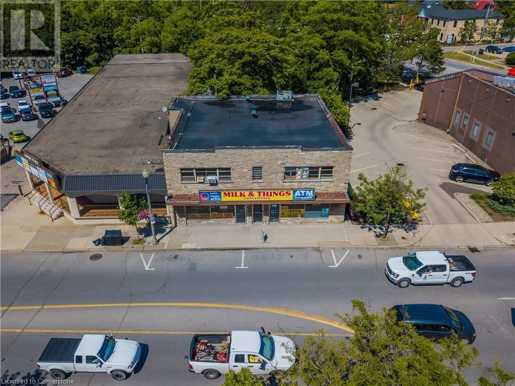 72 MAIN STREET WEST Image 15