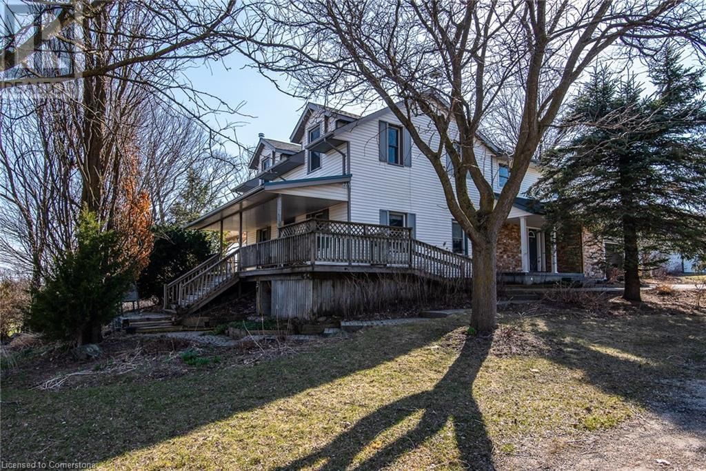 2496 ARTHUR STREET NORTH Image 5