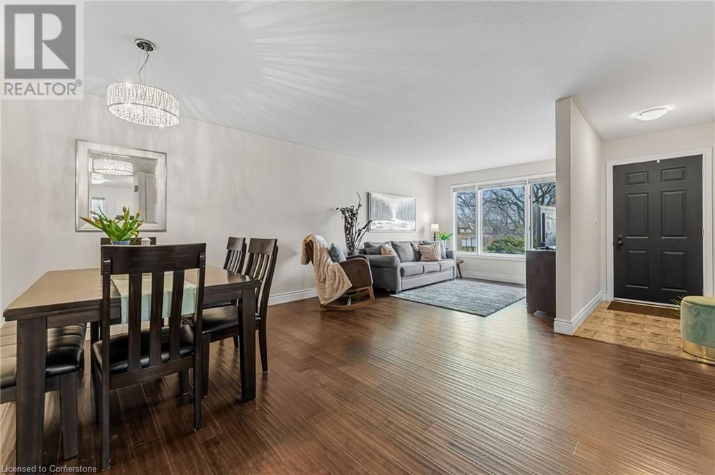 4534 DUFFERIN AVENUE Image 2