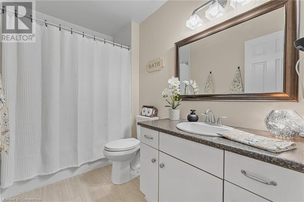 4534 DUFFERIN AVENUE Image 20