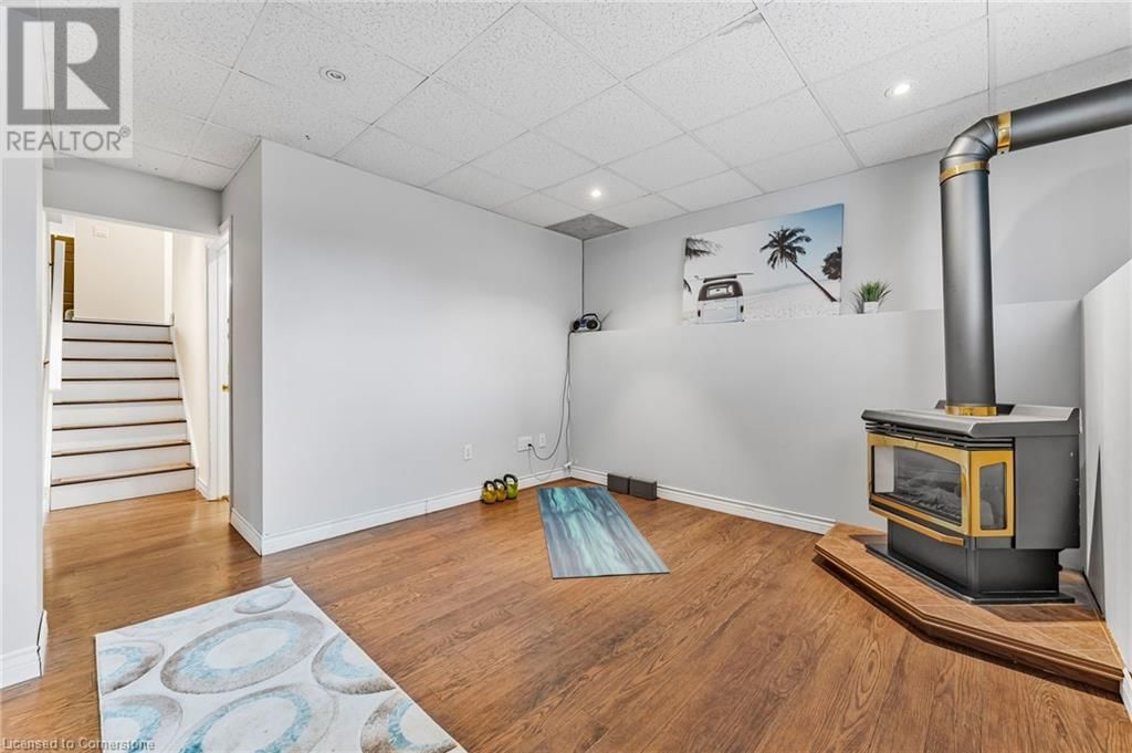 4534 DUFFERIN AVENUE Image 29