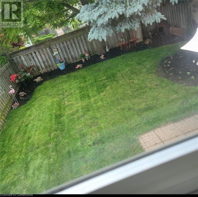 4534 DUFFERIN AVENUE Image 38