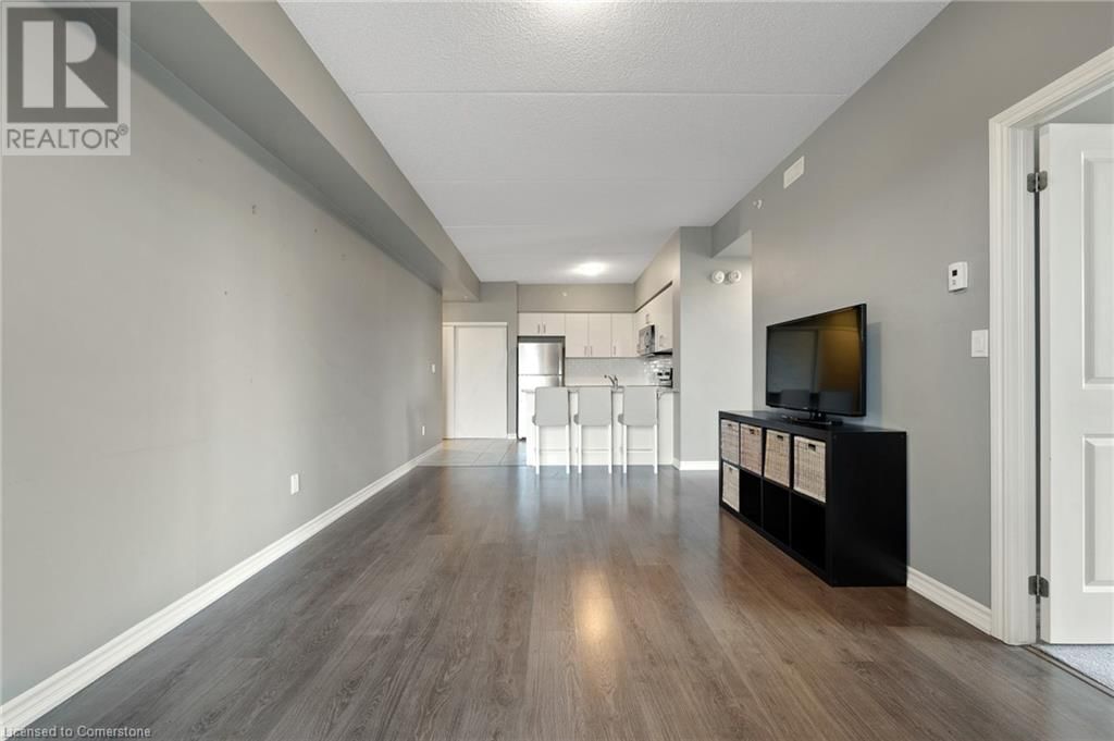 312 - 1280 GORDON STREET Image 24