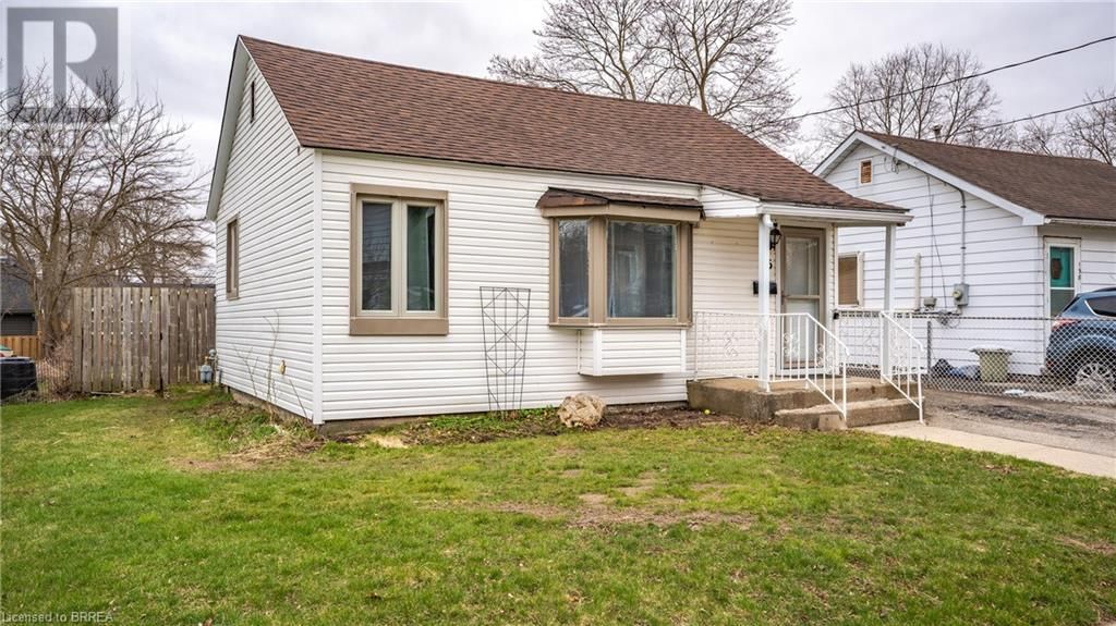 136 BURWELL STREET Image 1