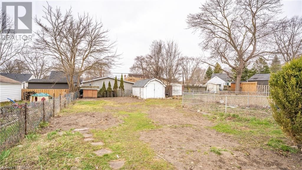 136 BURWELL STREET Image 15